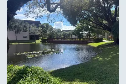 6095 N Sabal Palm Boulevard #308, Tamarac, FL 33319 - Photo 2
