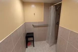 111 Golden Isles Dr, Hallandale Beach, FL 33009 - Photo 22