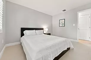 4230 NE 19th Ave, Oakland Park, FL 33308 - Photo 26