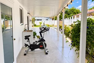 4401 SW 21st St, Fort Lauderdale, FL 33317 - Photo 18