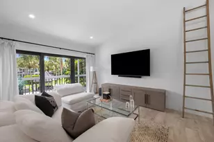 11863 Wimbledon Circle, Wellington, FL 33414 - Photo 10