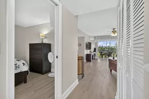 3871 Via Poinciana, Lake Worth, FL 33467 - Photo 2