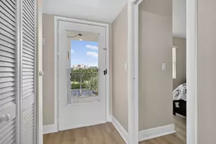 3871 Via Poinciana, Lake Worth, FL 33467 - Photo 4
