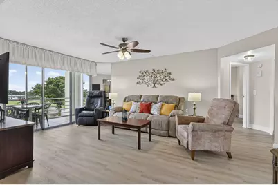 3871 Via Poinciana #407, Lake Worth, FL 33467 - Photo 14