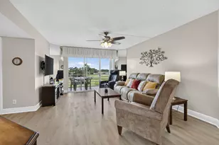 3871 Via Poinciana, Lake Worth, FL 33467 - Photo 10