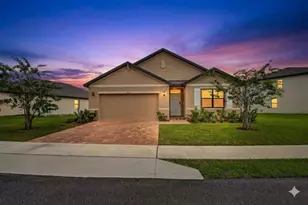 469 Seafoam Cir, Fort Pierce, FL 34945 - Photo 1
