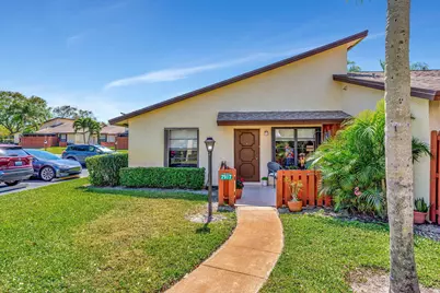 7917 SE Villa Circle, Hobe Sound, FL 33455 - Photo 1