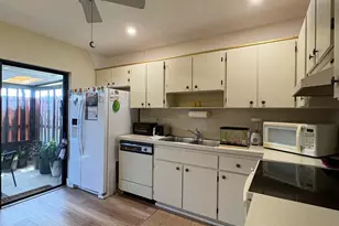7917 SE Villa Cir, Hobe Sound, FL 33455 - Photo 6