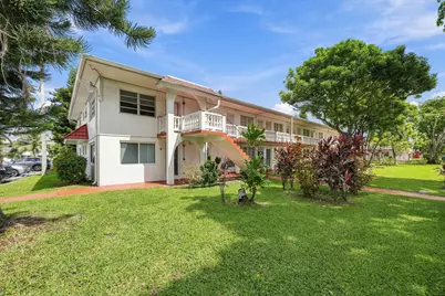 175 NE 203rd Terrace #24, Miami, FL 33179 - Photo 1