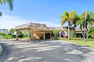 3590 Via Poinciana, Lake Worth, FL 33467 - Photo 14