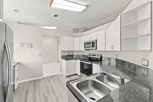 10627 NW 7th St, Pembroke Pines, FL 33026 - Photo 10