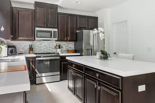 4511 E Aqua Bella Ln, Dania Beach, FL 33312 - Photo 4