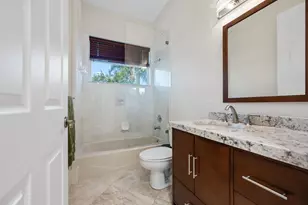 14883 Equestrian Way, Wellington, FL 33414 - Photo 32