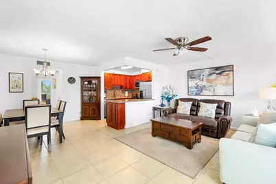 3015 Berkshire A, Deerfield Beach, FL 33442 - Photo 2