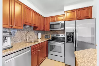 3015 Berkshire A, Deerfield Beach, FL 33442 - Photo 6