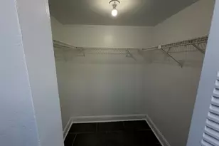 8105 NW 61st St, Tamarac, FL 33321 - Photo 8