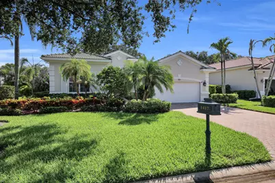 1417 W Island Club Square, Vero Beach, FL 32963 - Photo 1