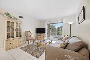 2620 NE 1st Ct, Boynton Beach, FL 33435 - Photo 12