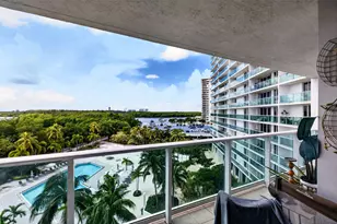 100 Bayview Dr, Sunny Isles Beach, FL 33160 - Photo 14