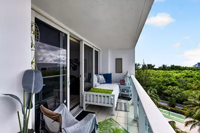 100 Bayview Drive #620, Sunny Isles Beach, FL 33160 - Photo 10