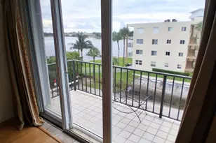 301 Croton Ave, Lantana, FL 33462 - Photo 4