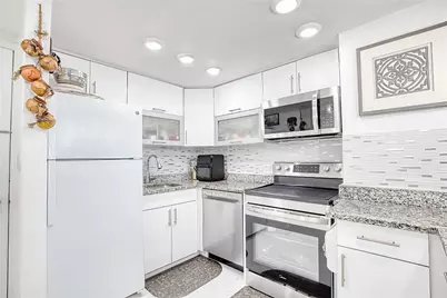 111 Briny Avenue #20-08, Pompano Beach, FL 33062 - Photo 6