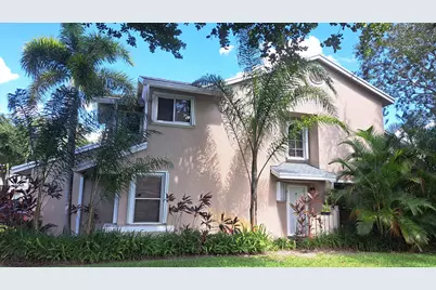 2226 Discovery Circle W, Deerfield Beach, FL 33442 - Photo 1