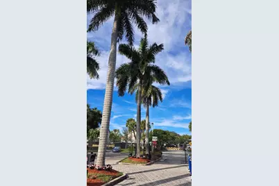 2226 Discovery Circle W, Deerfield Beach, FL 33442 - Photo 18