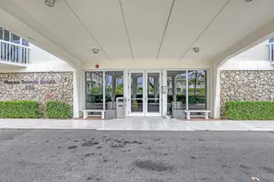 125 S Ocean Ave, Palm Beach Shores, FL 33404 - Photo 32