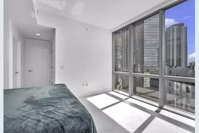 851 NE 1st Avenue #1002, Miami, FL 33132 - Photo 16