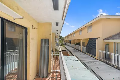 7520 W 20th Avenue #206, Hialeah, FL 33016 - Photo 28