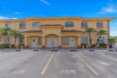 7520 W 20th Avenue #206, Hialeah, FL 33016 - Photo 14