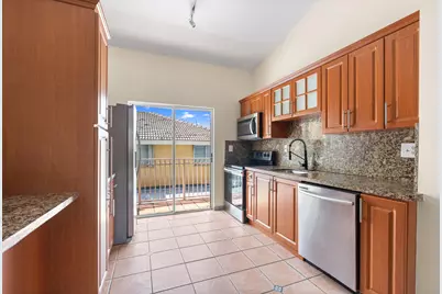 7520 W 20th Avenue #206, Hialeah, FL 33016 - Photo 2