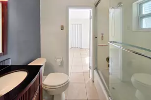 1331 3rd Ct, Vero Beach, FL 32960 - Photo 10