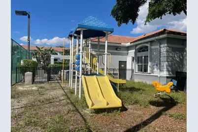 165 NW 96th Terrace #3-207, Pembroke Pines, FL 33024 - Photo 36