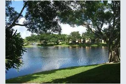 820 Cypress Park Way #A, Deerfield Beach, FL 33064 - Photo 2
