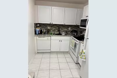 321 Brighton H, Boca Raton, FL 33434 - Photo 2