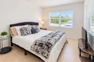131 NE 19th Ave, Pompano Beach, FL 33060 - Photo 10
