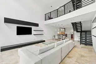 1703 NE 5th Ct, Fort Lauderdale, FL 33301 - Photo 4