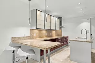 1703 NE 5th Ct, Fort Lauderdale, FL 33301 - Photo 8