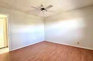 10207 Sunrise Lakes Blvd, Sunrise, FL 33322 - Photo 24