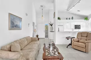 8049 Aberdeen Dr, Boynton Beach, FL 33472 - Photo 18