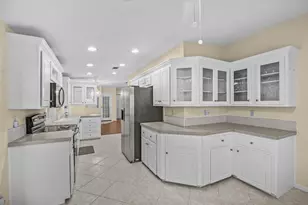 7653 McClintock Way, Port Saint Lucie, FL 34952 - Photo 10