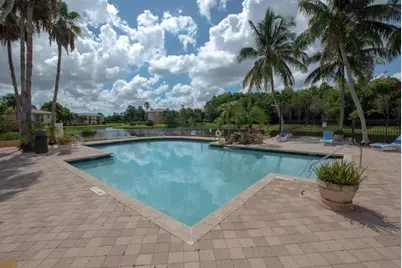 500 Crestwood Court N #502, Royal Palm Beach, FL 33411 - Photo 18