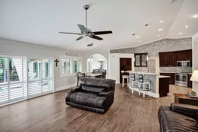 9645 E Tree Tops Court, Davie, FL 33328 - Photo 18