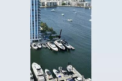 17211 Biscayne Boulevard, Aventura, FL 33160 - Photo 2