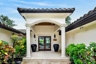 329 Isle of Capri Dr, Fort Lauderdale, FL 33301 - Photo 4