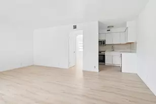 201 S Lakeside Dr, Lake Worth Beach, FL 33460 - Photo 6