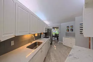5650 Camino Del Sol, Boca Raton, FL 33433 - Photo 14