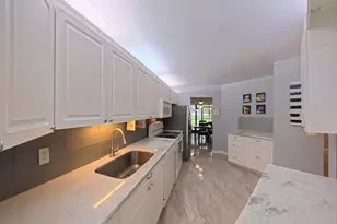 5650 Camino Del Sol, Boca Raton, FL 33433 - Photo 12